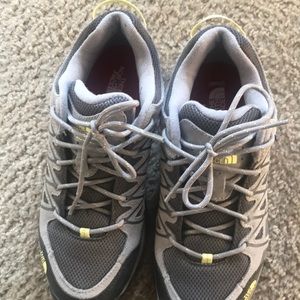 NORTH FACE HIKING SHOES